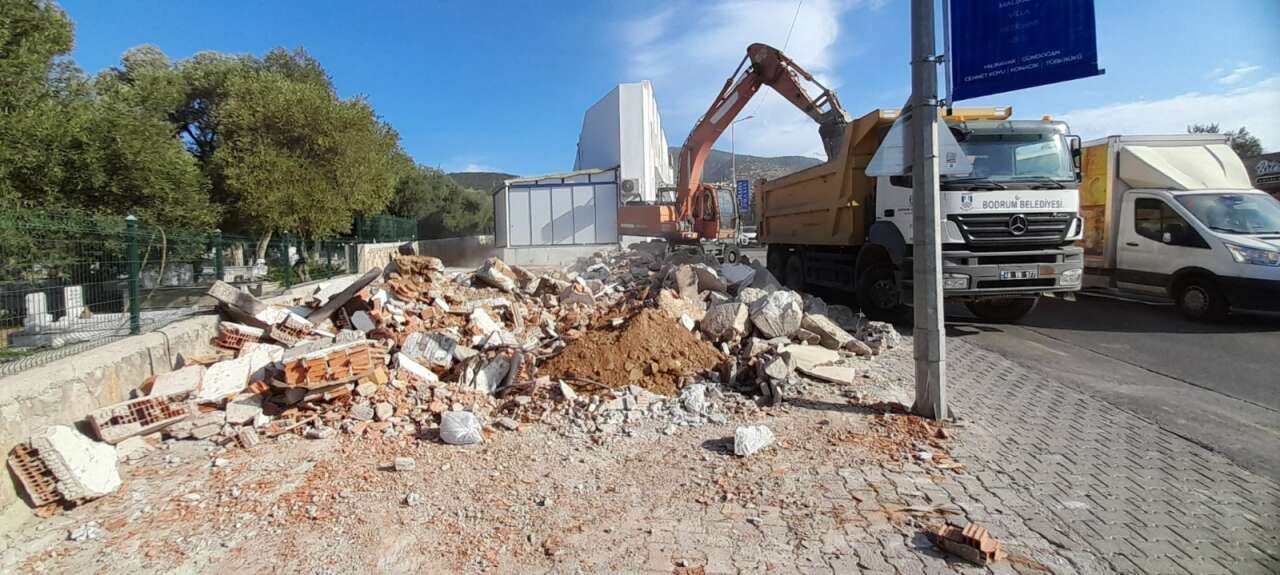 Muğla’da Kaçak Yapılaşmaya Geçit Yok: Denetimler Artıyor, Yıkım Kararları Uygulanıyor 6